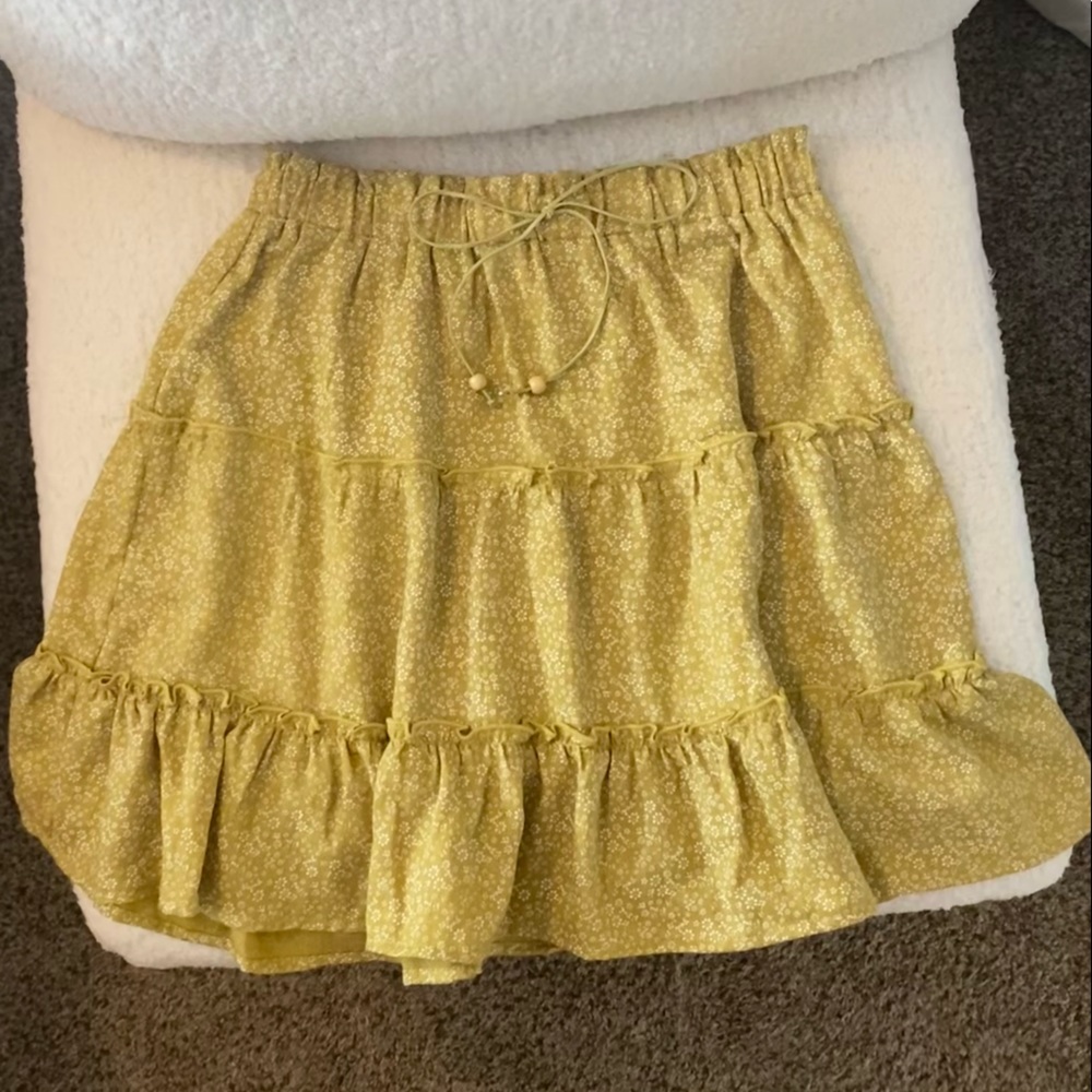 Promesa Floral Skirt with Ruffle Hem